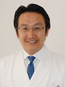 吉井矯正歯科調布クリニックの吉井賢一郎先生
