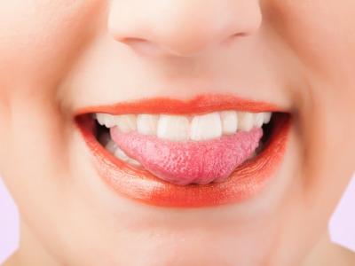 舌炎って何？症状と原因、主な治療法について