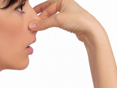 虫歯が臭い５つの原因と、対処法について。