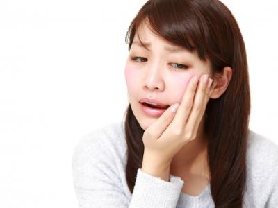 他人事じゃ済まされない歯肉炎！原因と症状、治療法について。