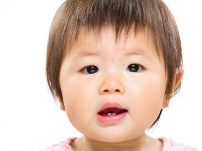 子供の口臭の原因や治療・予防法、考えられる病気について総まとめ。